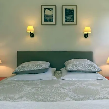 D'hotes De La Vallee 3*