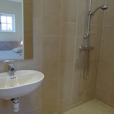 D'hotes De La Vallee Bed & Breakfast 3*